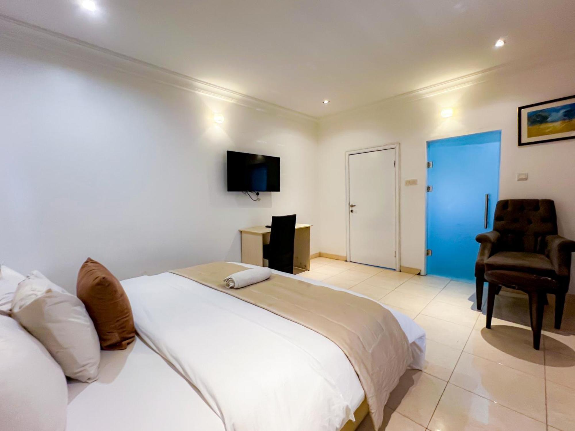 Box Residence Hotel And Apartment Lagos Room photo