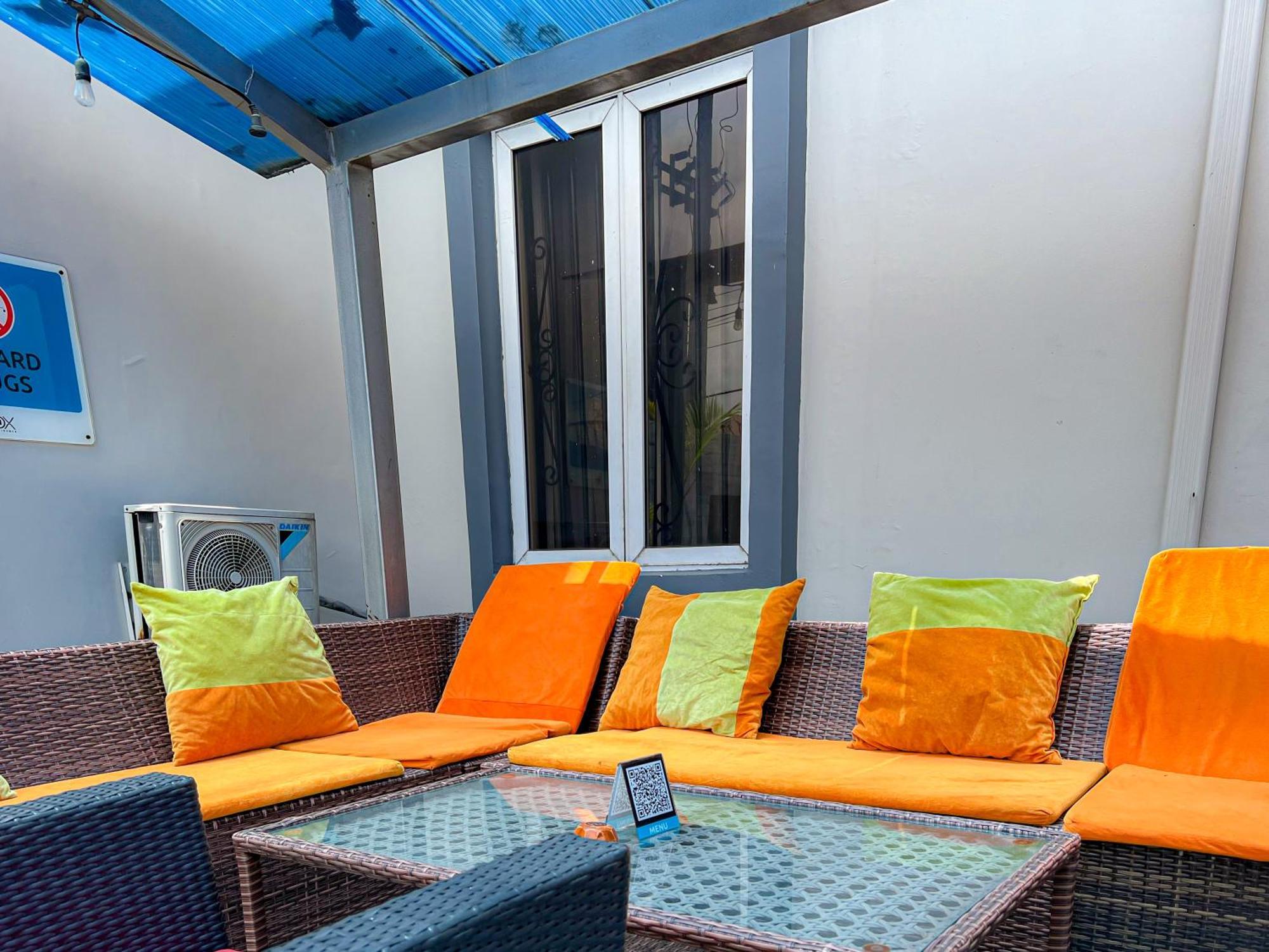 Box Residence Hotel And Apartment Lagos Exterior photo