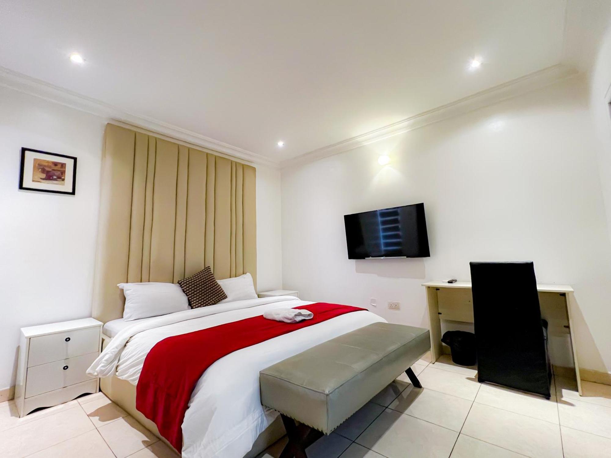 Box Residence Hotel And Apartment Lagos Exterior photo